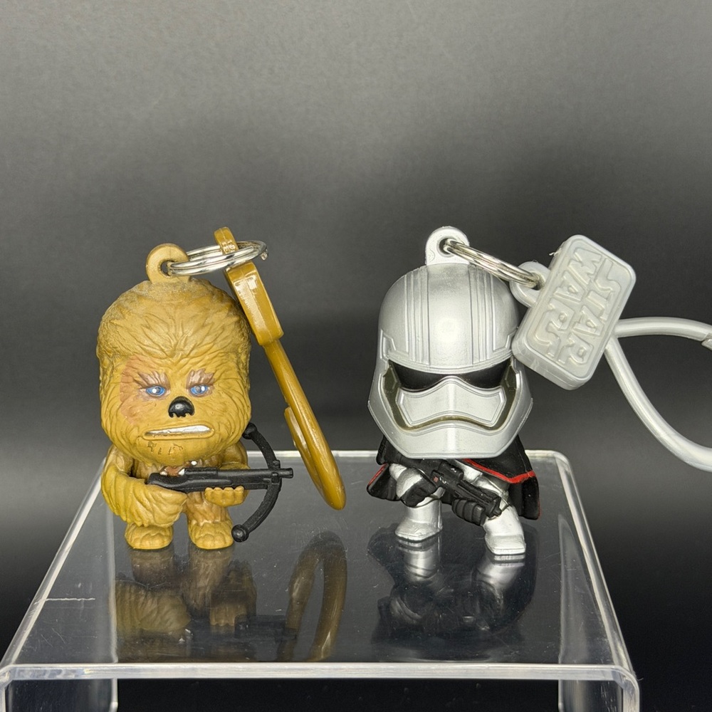 Star Wars Chewbacca and Captain Phasma keychain set